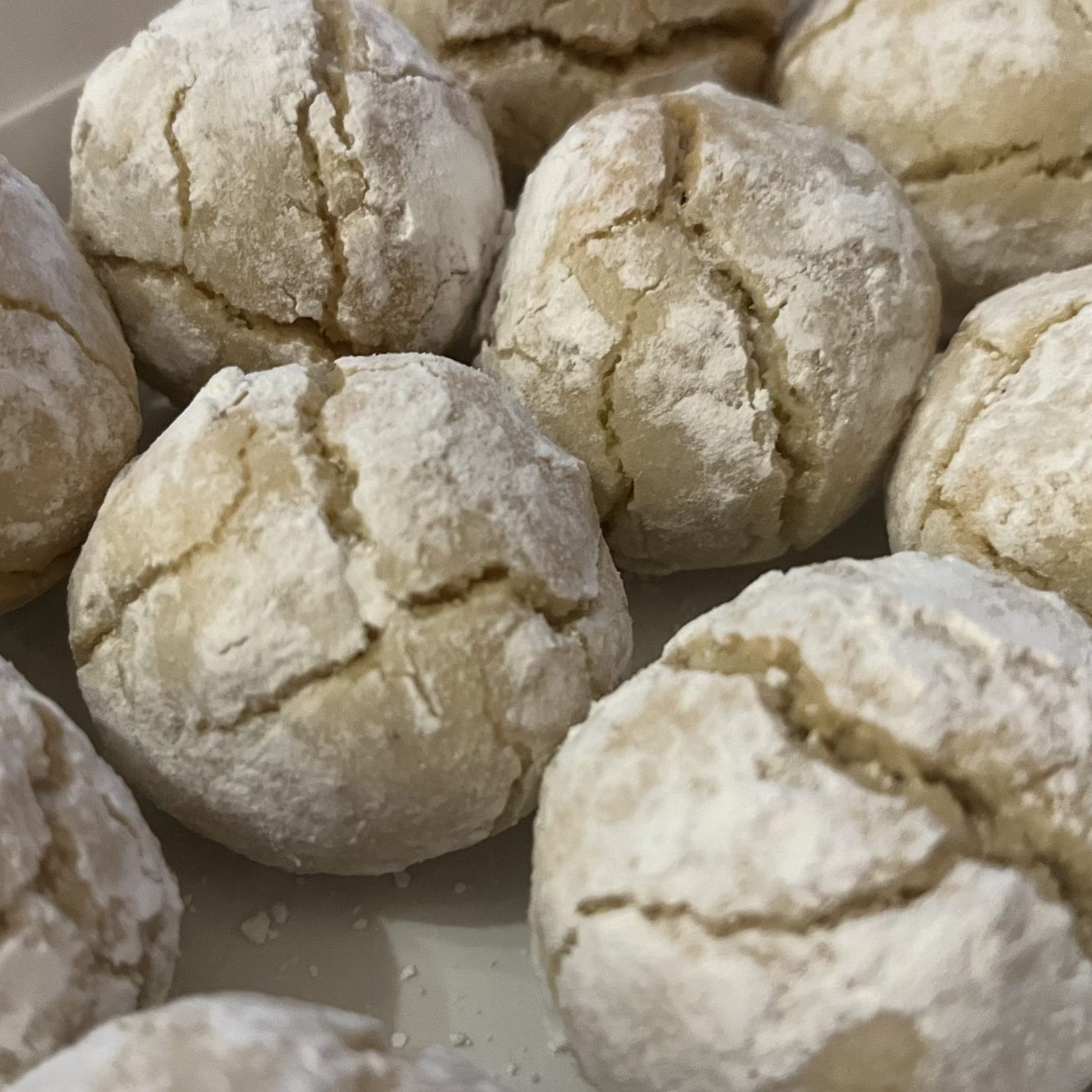 Amaretti, almond cookies in a dish